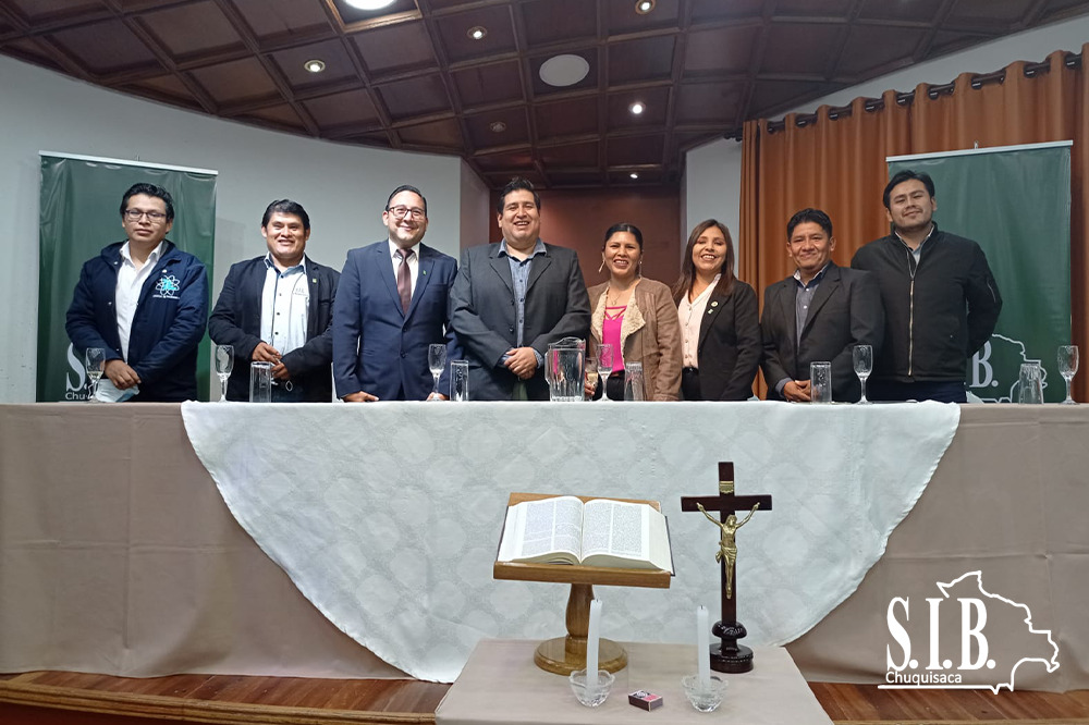 COLEGIO DE INGENIEROS ELÉCTRICOS DE CHUQUISACA POSESIONA A SU NUEVO DIRECTORIO 2022-2024