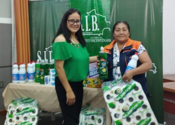 Entregamos material de limpieza como donativo al Centro de Acogida «Calor de Hogar»