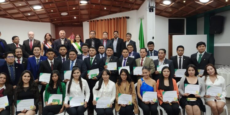 Juramento de nuevos miembros