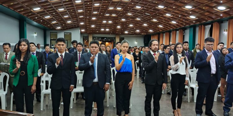 Juramento de nuevos miembros