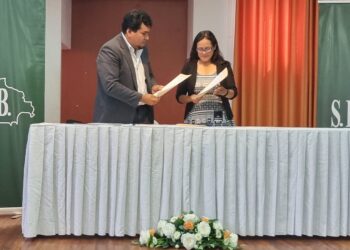 Firma de convenio con el Consejo Nacional del Bicentenario