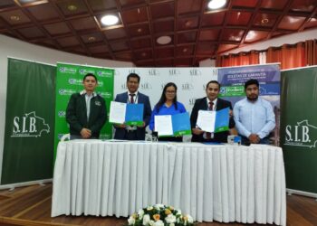 Firma de convenio con el Banco PRODEM