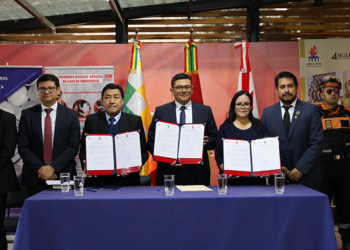 Firma de convenio interinstitucional de colaboración para el curso de Dinámica de Suelos y Microzonificación Sismica