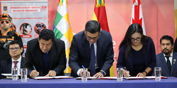 Firma de convenio interinstitucional de colaboración para el curso de Dinámica de Suelos y Microzonificación Sismica