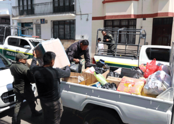 Entrega de donación de la campaña «Juntos apagamos el Fuego»