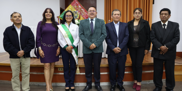POSESIÓN DEL NUEVO DIRECTORIO DEL COLEGIO DE INGENIEROS GEÓLOGOS DE CHUQUISACA