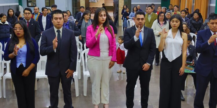 Juramento de nuevos miembros a la SIB Chuquisaca