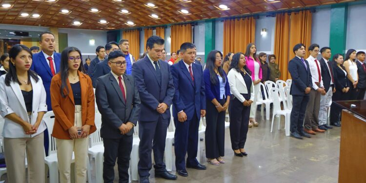 Juramento de nuevos miembros a la SIB Chuquisaca