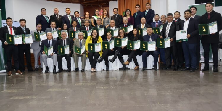 Acto de Honor y entrega de la Distinción «Ing. Lucas Hugo Martínez» en conmemoración a los 46 aniversario