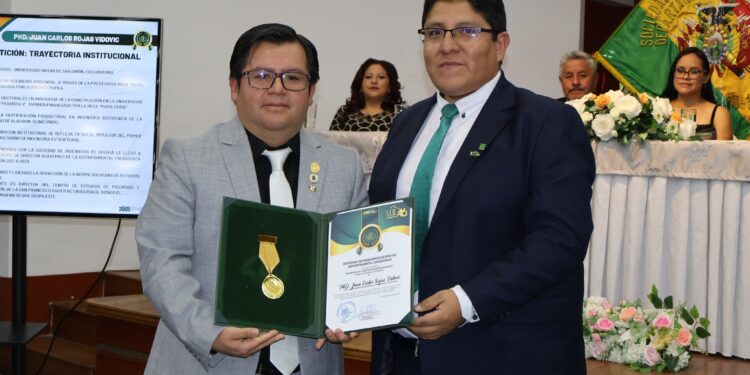 Acto de Honor y entrega de la Distinción «Ing. Lucas Hugo Martínez» en conmemoración a los 46 aniversario