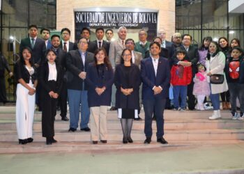 Iluminación del Frontis de la «Casa del Ingeniero»