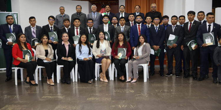 Juramento de Ley de Nuevos miembros de la SIB Chuquisaca