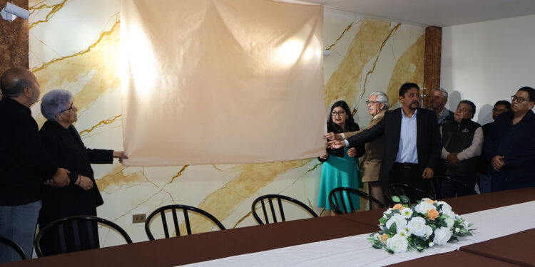 La SIB Chuquisaca rinde homenaje póstumo al Ing. Guido Campos Zambrana nominando su Salón de Directorio