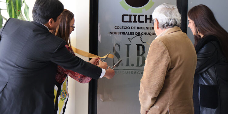 La SIB Chuquisaca entregó su sede institucional al Colegio de Ingenieros Industriales de Chuquisaca