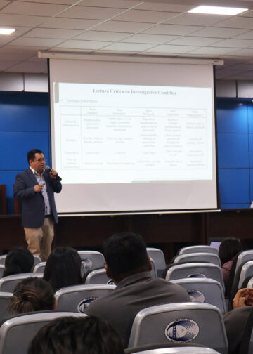 La SIB Chuquisaca impulsa la excelencia académica con un taller de Lectura Crítica de Investigación para los estudiantes de Ingeniería Civil