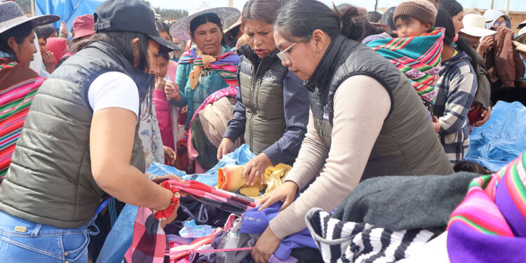 Con éxito culminamos la campaña de invierno «Abrigos de Esperanza»